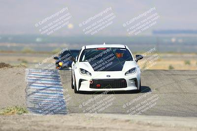 media/Sep-14-2025-Speed Ventures (Sun) [[b2951cd086]]/Orange/Session 2 (Grapevine)/